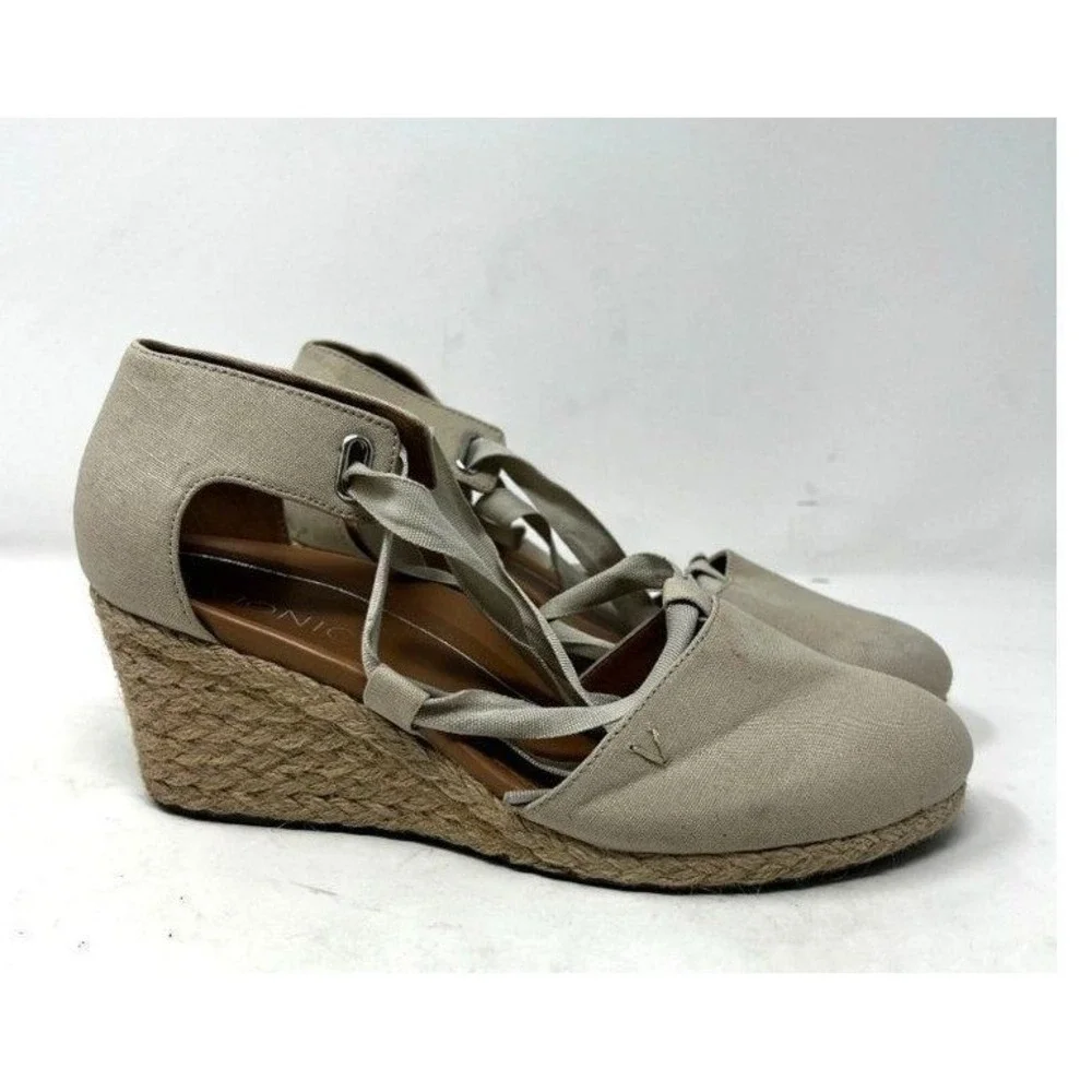 Vionic Kaitlyn Beige Canvas Lace Up Wedge Espadrille Sandals Womens 9.5‎